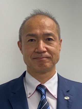 代表取締役社長
上岡　誠
Ueoka, Makoto